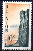 REUNION 1947 Cliffs - 10c. - Orange & Grn MH - Unused Stamps