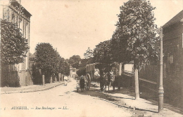 5 - AUNEUIL - RUE BOULENGER - Auneuil