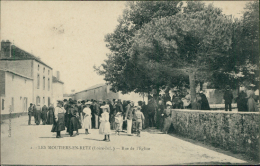 44 LES MOUTIERS EN RETZ / Rue De L'église / - Les Moutiers-en-Retz