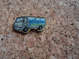 PINS CAMION MERCEDES GELISSIMO - Mercedes