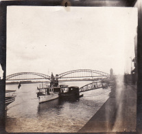 Photo Aout 1918 DUSSELDORF - Une Vue, Un Pont, Bâteaux (A77, Ww1, Wk1) - Duesseldorf