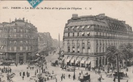 PARIS (2ème Arrondissement) - La Rue De La Paix Et La Place De L'Opéra - Très Animée - Arrondissement: 02