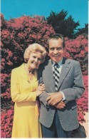 US President Richard Nixon Retirement Portrait With Wife Patricia San Clemente CA Estate, C1970s Vintage Postcard - Presidenti