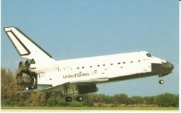 Space Shuttle Discovery Landing Flight 51-D, C1980s Vintage Postcard - Espace