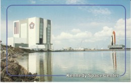 Space Shuttle Challenger Launch Pad At Kennedy Space Center, C1980s Vintage Postcard - Raumfahrt