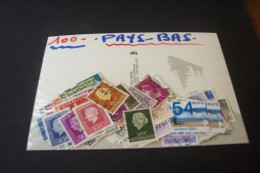 100 TIMBRES  DES PAYS BAS - Autres & Non Classés