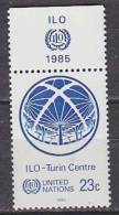 H0305 - UNO ONU NEW YORK N°434 ** AVEC TAB TRAVAILLE - Unused Stamps