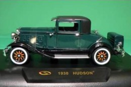 - HUDSON Model T - Green Verde - 1930 - 1/32 New In Box - Massstab 1:32