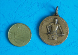 MEDAGLIA MINISTERO DELLA DIFESA - 20 ANNI - FEDELTA E LAVORO - 3 Cm. Diameter - Professionals/Firms