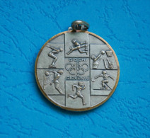 Medaglia GIOCHI DELLA GIOVENTU - Comune Di Vigarano Mainarda - 3,2 Cm. Diameter - Habillement, Souvenirs & Autres