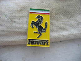 Pin´s Embleme Rectangulaire Des Automobiles FERRARI - Ferrari