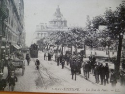 CPA Saint Etienne. La Rue De Paris Tramway Tram - Saint Etienne
