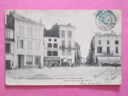 BLAYE - Perspective De La Rue St Simon : Vue Prise De La Place Du Port - Blaye
