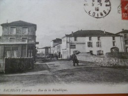 CPA  Balbigny. Rue De La République - Otros & Sin Clasificación