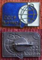 SSSR / RUSSIA - Sputnik 1 -  4 October 1957 - Enamel Badge / Pin / Brooch - Espacio