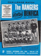 Official Football Programme RANGERS - BENFICA ( With EUSEBIO ) Friendly Match 1965 VERY RARE - Abbigliamento, Souvenirs & Varie