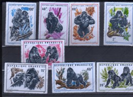 RWANDE Nº 370 AL 377 - Gorillas