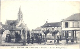 PICARDIE - 60 - OISE -MAIGNELAY - Place De La Mairie - Animation - Maignelay Montigny