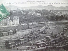 CPA Clermont Ferrand Intérieur De La Gare Et La Chaine Du Puy. Train Locomotives - Clermont Ferrand