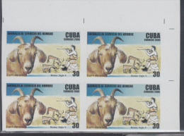 2006.106 CUBA 2006 MNH IMPERFORATED PROOF BLOCK 4. ANIMALES AL SERVICIO DEL HOMBRE. CABRA. GOAT - Imperforates, Proofs & Errors