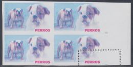 2006.117 CUBA 2006 MNH IMPERFORATED PROOF BL 4. PERROS. DOG. BULLDOG. WITHOUT COLOR. PERFORATION ERROR. - Non Dentelés, épreuves & Variétés