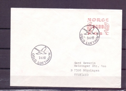 Norge -  Oslo Lufthavn 3/6/82  (RM5799) - Swans