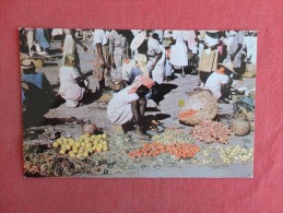 > Haiti  Port -au-Prince  Vegatable Vendor  Ref 1462 - Haiti