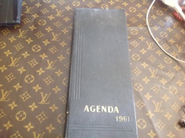 Agenda 1961  Grand Format écrit  Sur Quelque Pages En Bonne état - Other & Unclassified