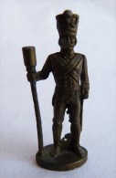 Rare FIGURINE KINDER  METAL PRUSSIENS 5 70's - SOLDATS NAPOLEONIENS ARTILLEUR (1) Artillerist Prussien - Figurines En Métal