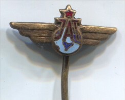 JAT Airlines, Yugoslavia,  Vintage Pin, Badge, Enamel - Avions