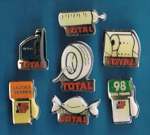 LOT 7 PIN'S //   . TOTAL - Sets