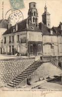 89 Vermenton. Les  Deux Tours De L'eglise Et Escalier De La Rue Nationale - Vermenton