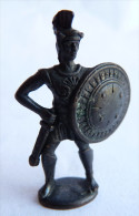 FIGURINE KINDER  METAL SOLDATS GRECS 2 70's -   KRIEGER GRIECHISCHEN GREC - Metalen Beeldjes