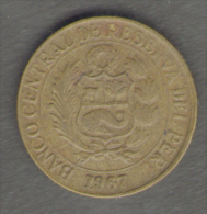 PERU 10 CENTAVOS 1967 - Pérou