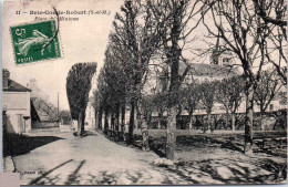 77 BRIE COMTE ROBERT - Place Des Minimes - Brie Comte Robert