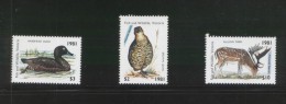 AUSTRALIA 1981 VICTORIA HUNTING TAX REVENUES SET OF 3 NHM BROWN QUAILHARDHEAD DUCK FALLOW DEER SCARCE - Revenue Stamps