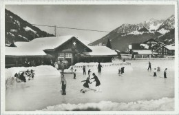 Lenk, Eisbahn, Belebt - Lenk Im Simmental