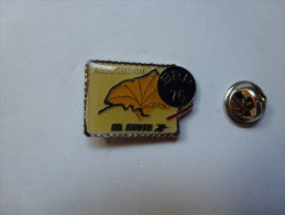 Beau Pin´s , La Poste , BRD 76 - Postes