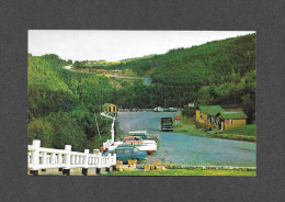 PERCÉ - GASPÉSIE - QUÉBEC - CHEMIN DES CAPS ET BELVEDÈRE - PHOTO CHARLES E. BERNARD - Percé