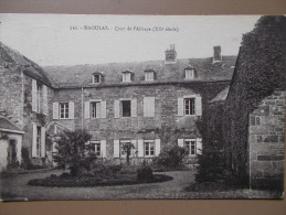 29 - DAOULAS - Cour De L'Abbaye (XII° Siècle) - Daoulas
