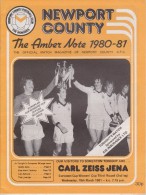 Official Football Programme NEWPORT COUNTY Wales - CARL ZEISS JENA European Cup Winners Cup 1981 3rd Round - Habillement, Souvenirs & Autres