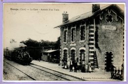 27 - DANGU --  La Gare - Arrivée D'Un Train - Dangu