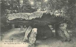 Réf : M-14-2375 : Archéologie Mégalithe Dolmen  Mettray - Mettray