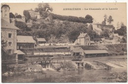 AMBRIERES -  La Chaussée Et Le Lavoir - Ambrieres Les Vallees