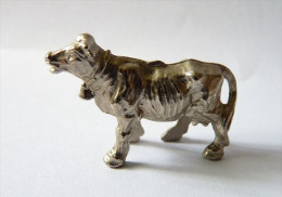 Rare FIGURINE KINDER  METAL ANIMAUX DE LA FERME 3 70's - U-EI VACHE - Metal Figurines