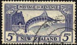 NEW ZEALAND PICTORIAL FISH 5 PENCE USEDNH 1935 SG563 READ DESCRIPTION !! - Usati