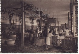 FRANCE PARIS HOPITAL SAINT JOSEPH La Buanderie / Washroom - 1940s CPA Vintage Postcard - Early Washing Machines - Santé, Hôpitaux