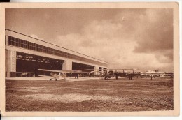 BORDEAUX-MERIGNAC: Avions De Tourisme Devant Le Hangar N°2 - Merignac