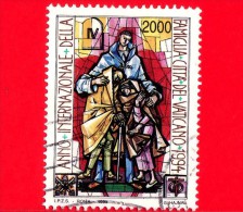 VATICANO  - 1994 - Usato - Anno Internazionale Della Famiglia - 2000 L. • Solidarietà Verso Gli Anziani - Used Stamps