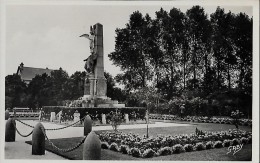 CARTE POSTALE ORIGINALE ANCIENNE : CABOURG  MONUMENT COMMEMORATIF AUX MORTS 1914-1918  CALVADOS (14) - War Memorials